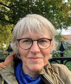 Generisk grå silhuet af en person; pladsholderbillede. Tre